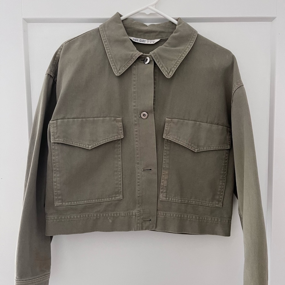 Cropped utility jacket - Picture 2 of 3